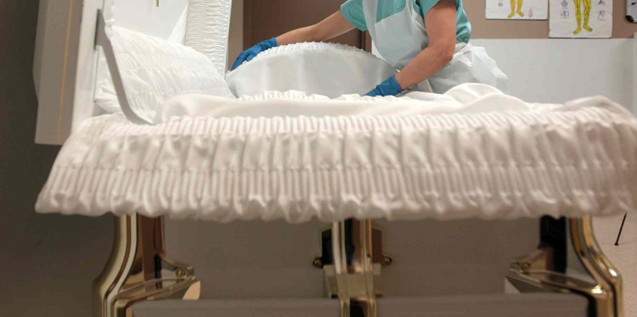 imbalsamare servicii funerare